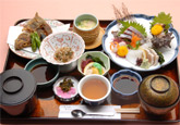 島根県西部（益田・浜田・江津・大田）でのお食事はパレス和光へ　選べる膳料理　松
